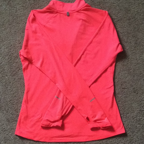 Nike Dri-Fit Running Top - Picture 6 of 7
